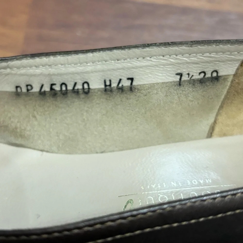 Salvador Ferragamo Bronze Leather Wedges Slip On Heels Size 7.5 - Picture 12 of 12